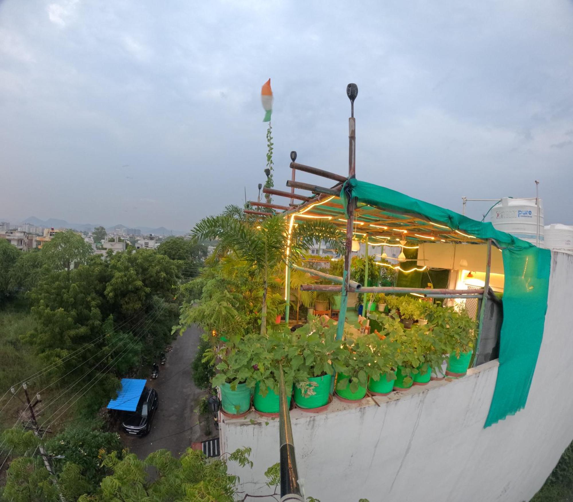 Ferienwohnung Choudhary White House Udaipur Exterior foto