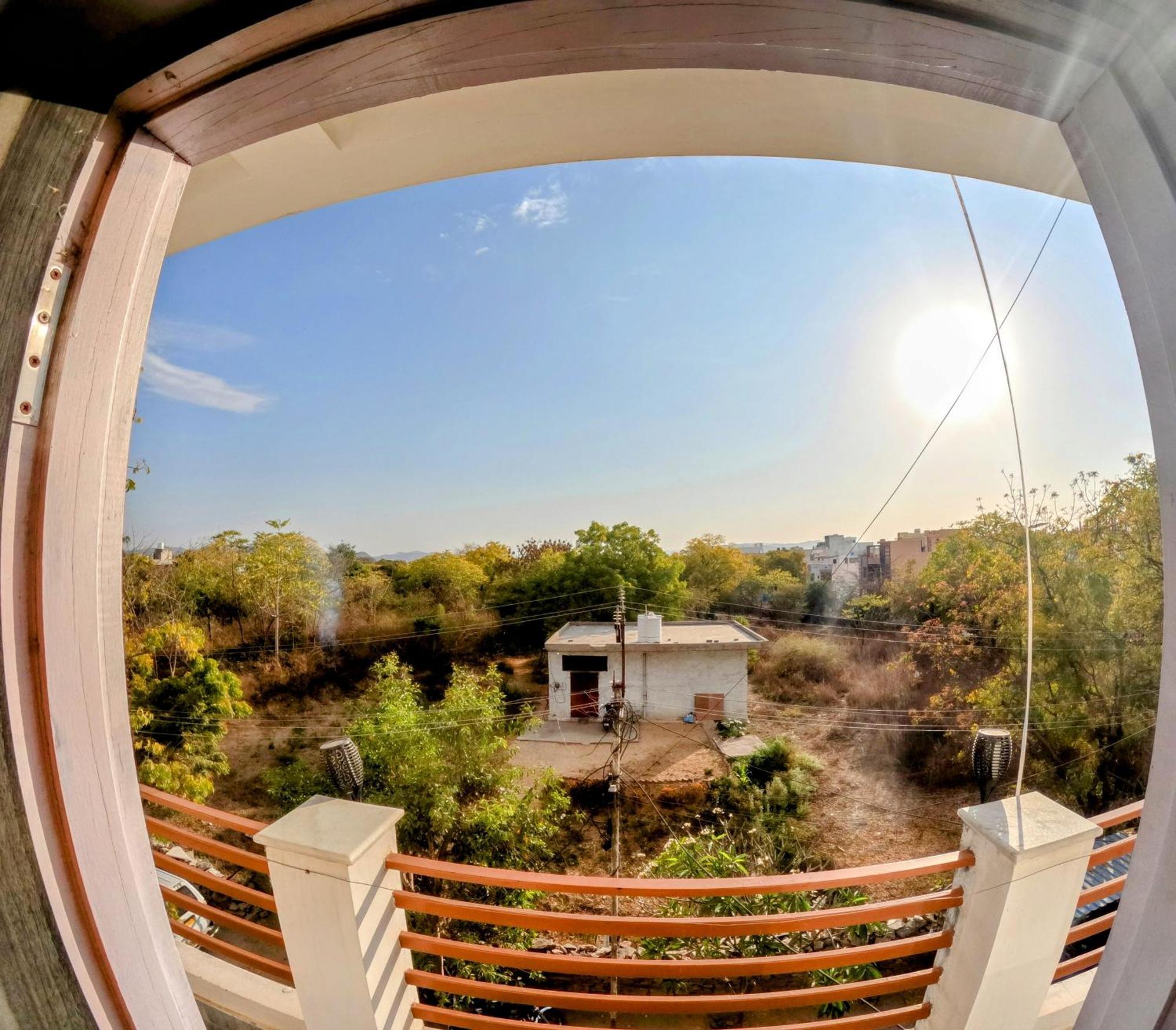 Ferienwohnung Choudhary White House Udaipur Exterior foto